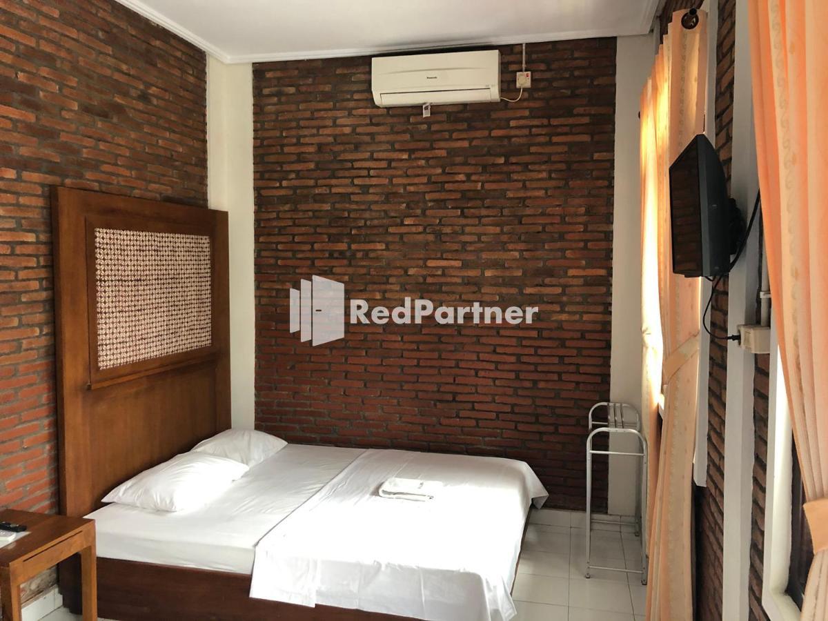 Rifka Annisa Guesthouse Syariah Redpartner Yogyakarta Kültér fotó
